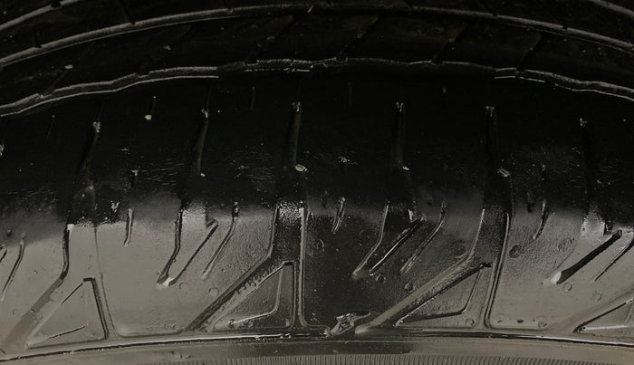 2022 Mahindra BOLERO NEO N10 R, Diesel, Manual, 43,217 km, Right Rear Tyre Tread