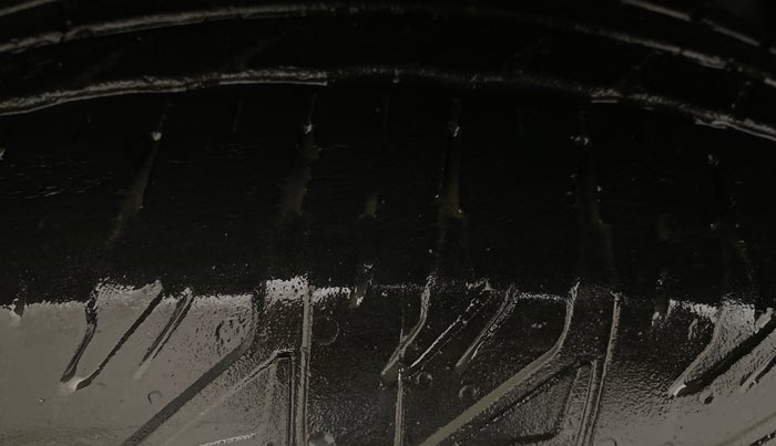 2022 Mahindra BOLERO NEO N10 R, Diesel, Manual, 43,217 km, Left Front Tyre Tread