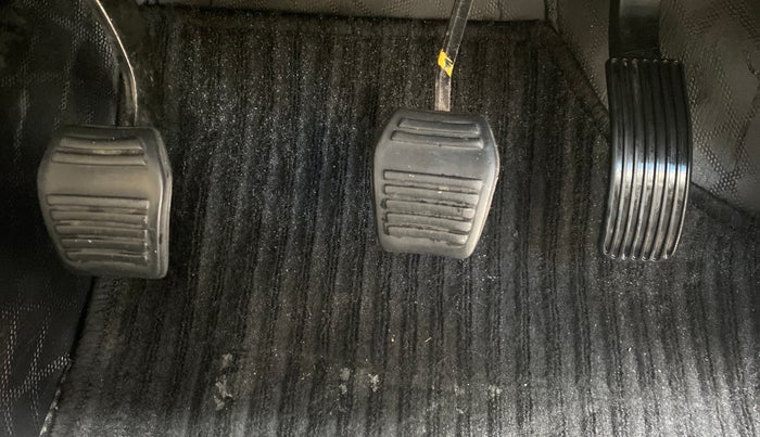 2022 Mahindra BOLERO NEO N10 R, Diesel, Manual, 43,217 km, Pedals