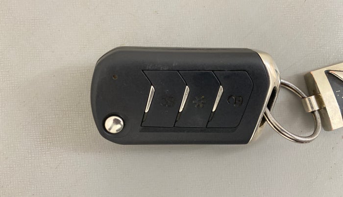 2022 Mahindra BOLERO NEO N10 R, Diesel, Manual, 43,217 km, Key Close Up