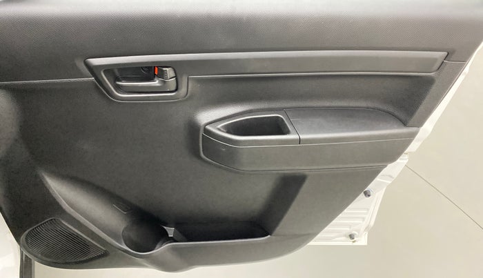 2022 Maruti S PRESSO VXI PLUS, Petrol, Manual, 2,480 km, Driver Side Door Panels Control