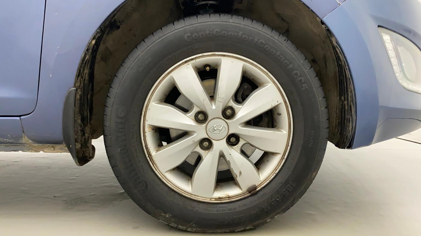 2013 Hyundai i20 ASTA 1.2, Petrol, Manual, 90,368 km, Right Front Wheel