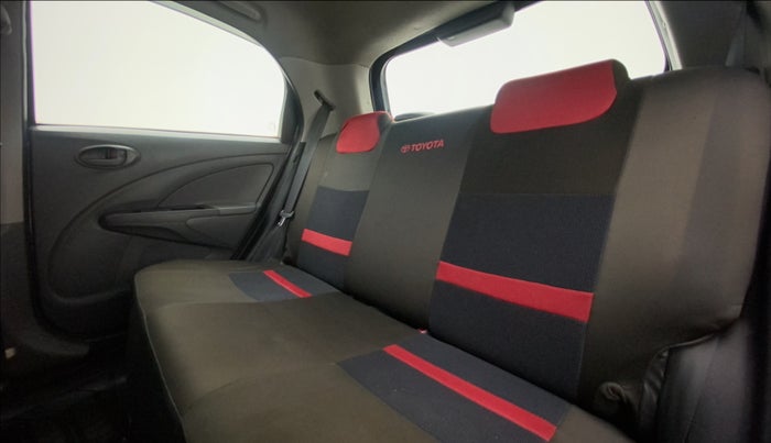 2012 Toyota Etios Liva GD, Diesel, Manual, 1,06,266 km, Right Side Rear Door Cabin