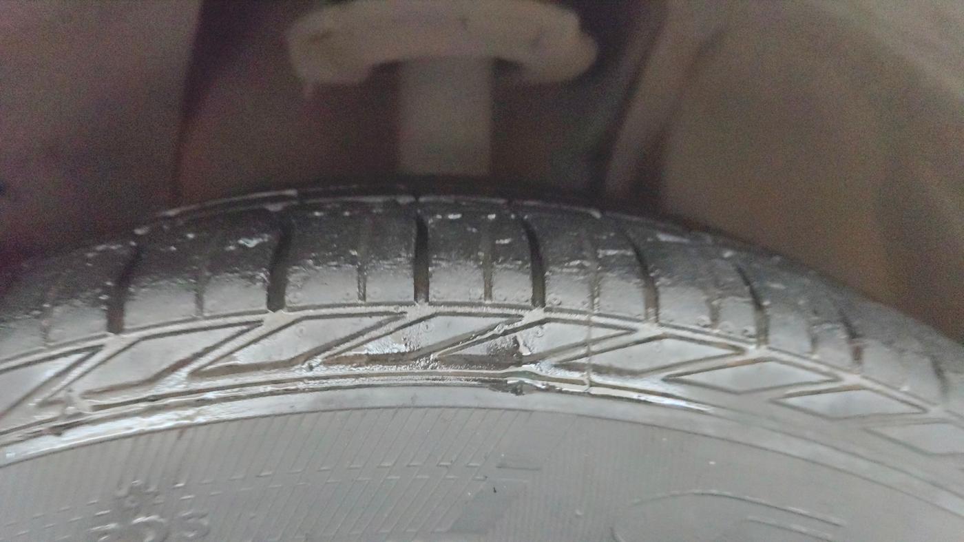 2021 Tata NEXON XZA PLUS (O) DIESEL, Diesel, Automatic, 51,058 km, Right Front Tyre Tread