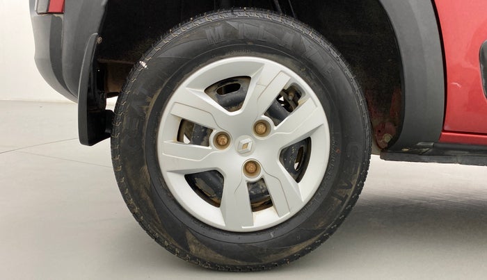 2016 Renault Kwid RXT Opt, Petrol, Manual, 17,202 km, Right Rear Wheel