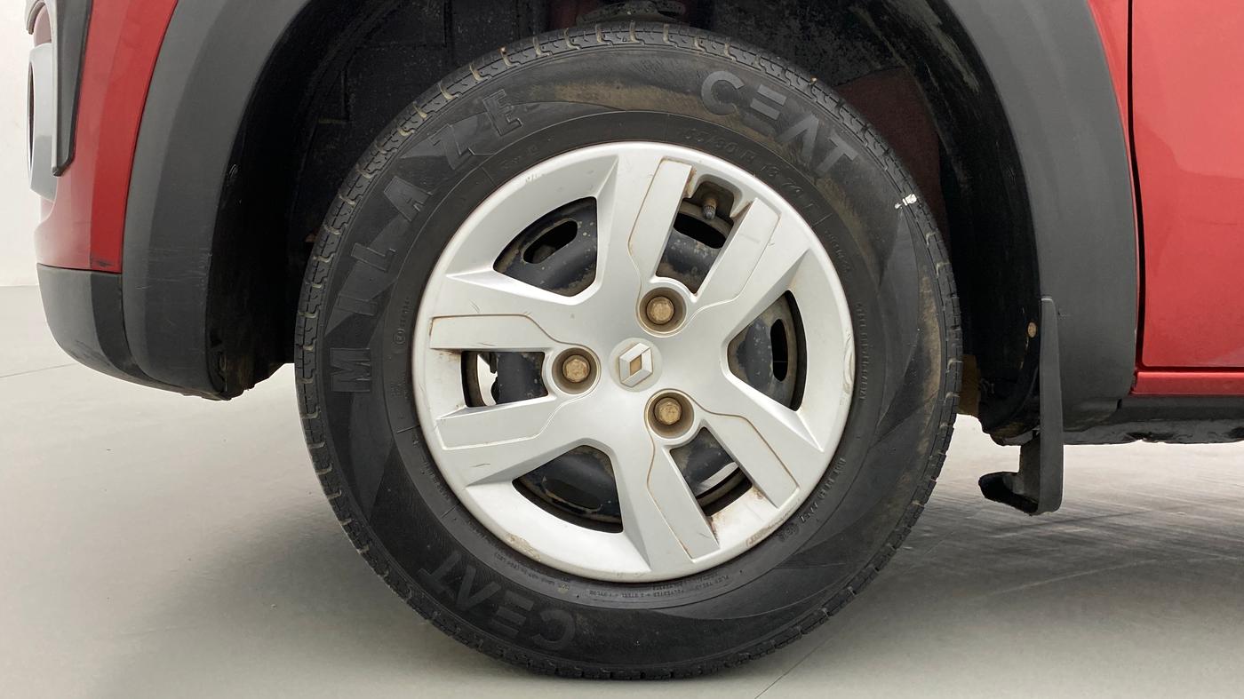 2016 Renault Kwid RXT Opt, Petrol, Manual, 17,202 km, Left Front Wheel