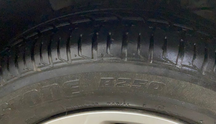 2023 Tata TIGOR XZ CNG, CNG, Manual, 26,747 km, Right Front Tyre Tread
