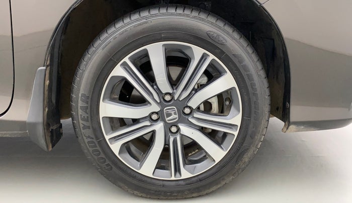 2022 Honda City 1.5L I-VTEC SV, Petrol, Manual, 9,461 km, Right Front Wheel