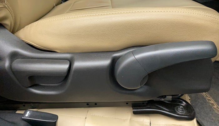 2022 Honda City 1.5L I-VTEC SV, Petrol, Manual, 9,461 km, Driver Side Adjustment Panel