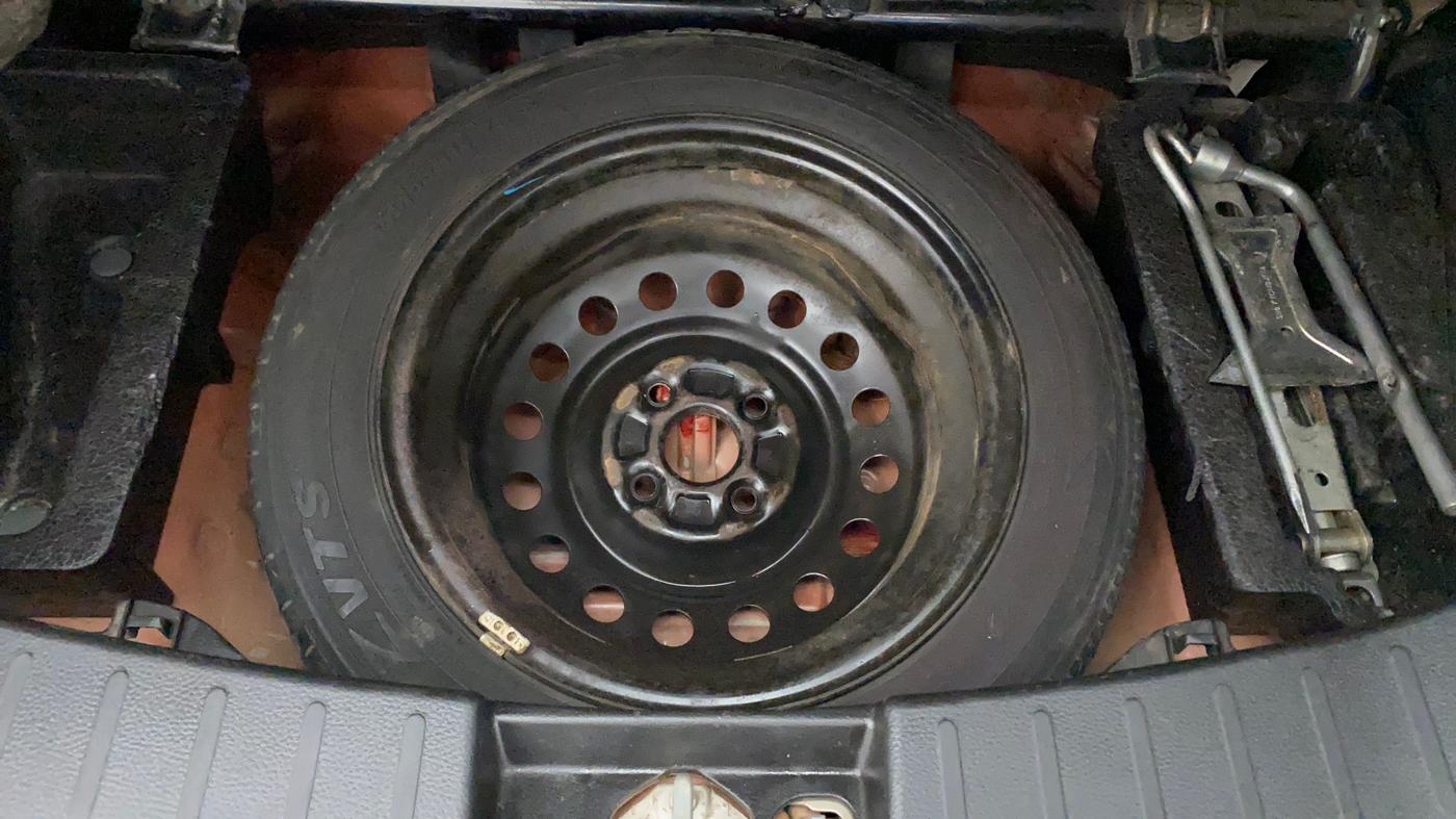 2014 Maruti Wagon R Stingray VXI, Petrol, Manual, 92,013 km, Spare Tyre