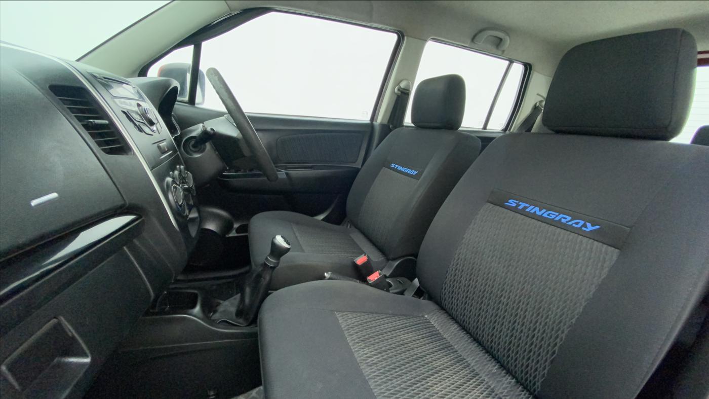 2014 Maruti Wagon R Stingray VXI, Petrol, Manual, 92,013 km, Right Side Front Door Cabin