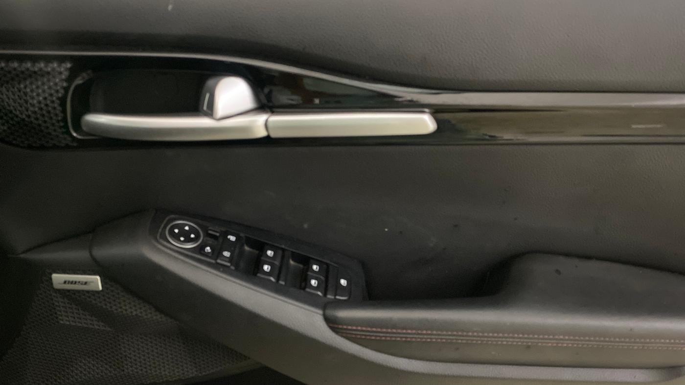 2020 KIA SELTOS GTX PLUS DCT 1.4 PETROL, Petrol, Automatic, 37,718 km, Driver Side Door Panels Control