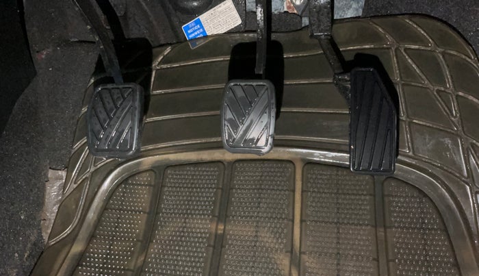2019 Maruti Swift LXI, Petrol, Manual, 30,485 km, Pedals