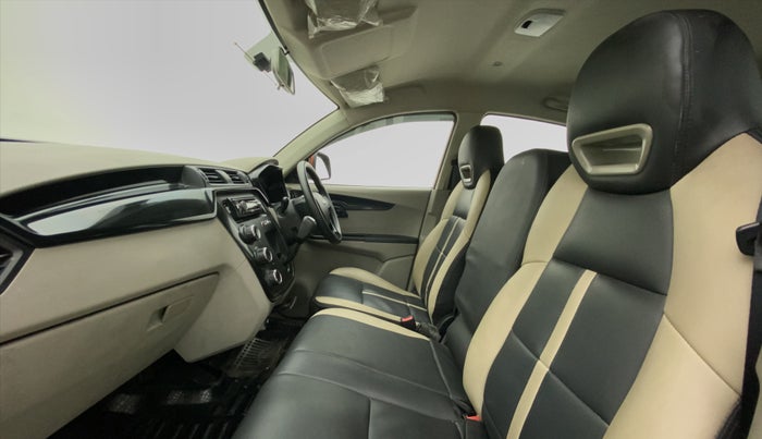 2016 Mahindra Kuv100 K4 6 STR, Petrol, Manual, 35,490 km, Right Side Front Door Cabin