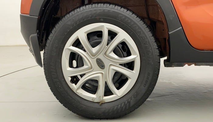 2016 Mahindra Kuv100 K4 6 STR, Petrol, Manual, 35,490 km, Right Rear Wheel