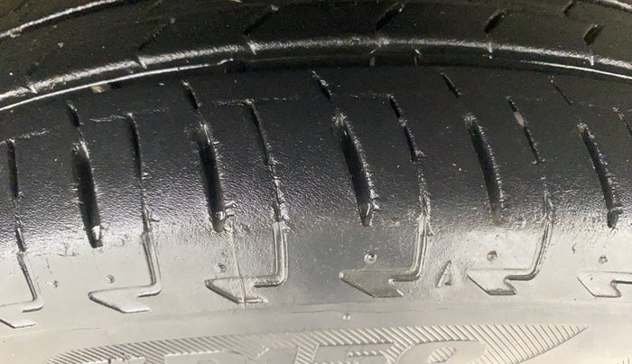 2018 Maruti IGNIS DELTA 1.2 AMT, Petrol, Automatic, 16,284 km, Right Front Tyre Tread