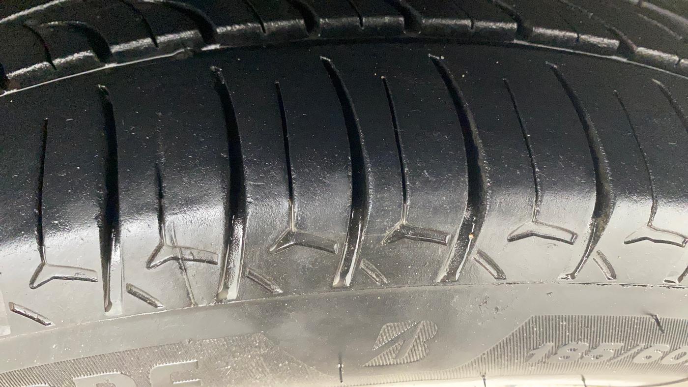 2019 Skoda Rapid AMBITION 1.5 TDI, Diesel, Manual, 84,010 km, Right Front Tyre Tread