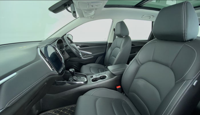 2019 MG HECTOR SHARP DCT PETROL, Petrol, Automatic, 8,231 km, Right Side Front Door Cabin