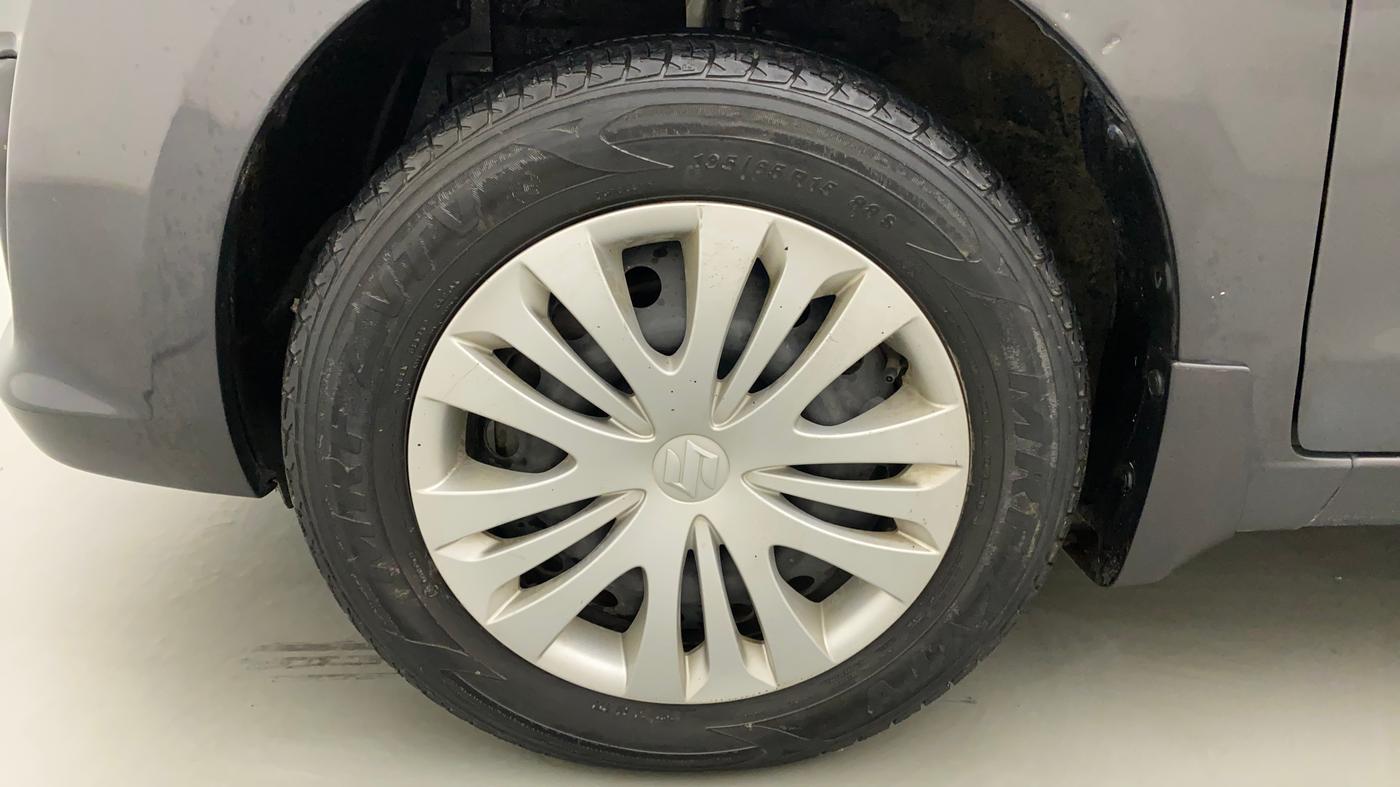 2014 Maruti Ertiga VXI, Petrol, Manual, 41,815 km, Left Front Wheel
