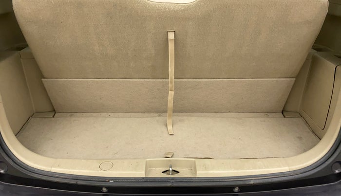 2014 Maruti Ertiga VXI, Petrol, Manual, 41,815 km, Boot Inside