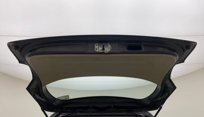 2014 Maruti Ertiga VXI, Petrol, Manual, 41,815 km, Boot Door Open
