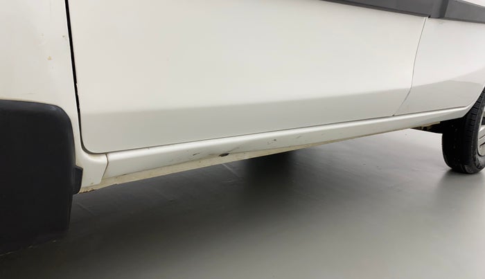 2017 Maruti Alto 800 LXI, Petrol, Manual, 65,339 km, Left running board - Slightly dented