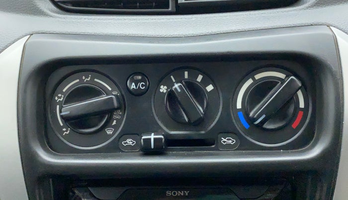 2017 Maruti Alto 800 LXI, Petrol, Manual, 65,339 km, AC Unit - Directional switch has minor damage