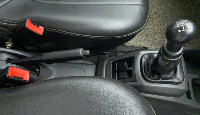 2017 Maruti Alto 800 LXI, Petrol, Manual, 65,339 km, Gear Lever