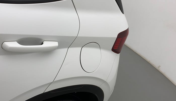 2019 Hyundai VENUE SX 1.0 TURBO, Petrol, Manual, 60,434 km, Left quarter panel - Minor scratches