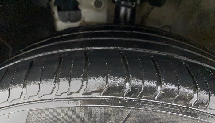 2019 Hyundai VENUE SX 1.0 TURBO, Petrol, Manual, 60,434 km, Left Front Tyre Tread