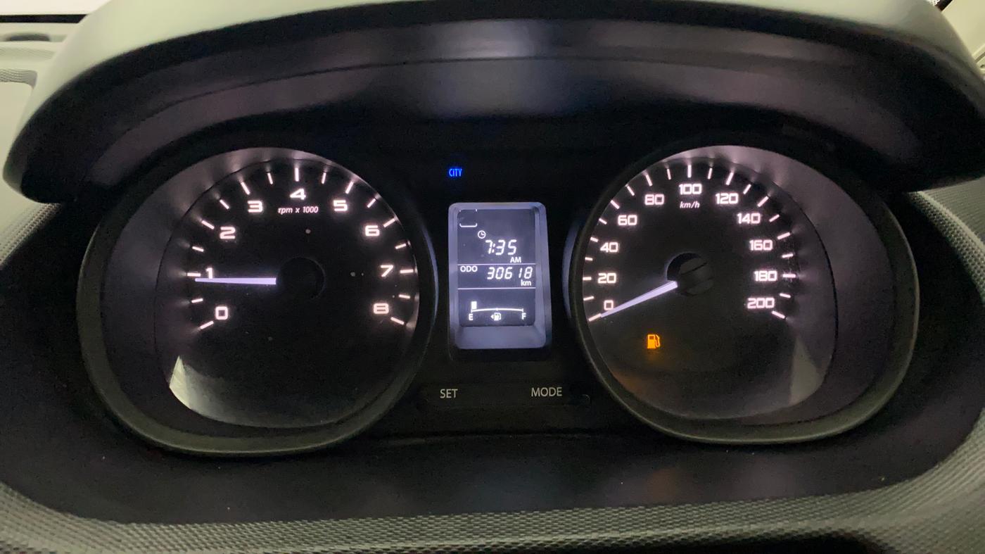 2018 Tata Tiago XT PETROL, Petrol, Manual, 30,628 km, Odometer Image