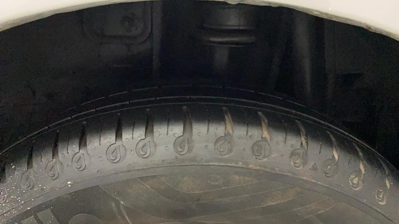 2018 Tata Tiago XT PETROL, Petrol, Manual, 30,628 km, Left Rear Tyre Tread