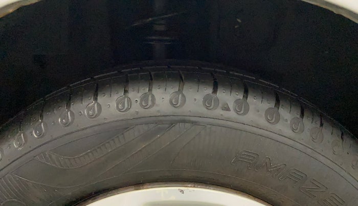 2018 Tata Tiago XT PETROL, Petrol, Manual, 30,617 km, Right Rear Tyre Tread