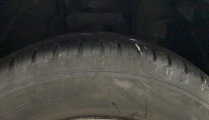 2018 Tata Tiago XT PETROL, Petrol, Manual, 30,617 km, Right Front Tyre Tread