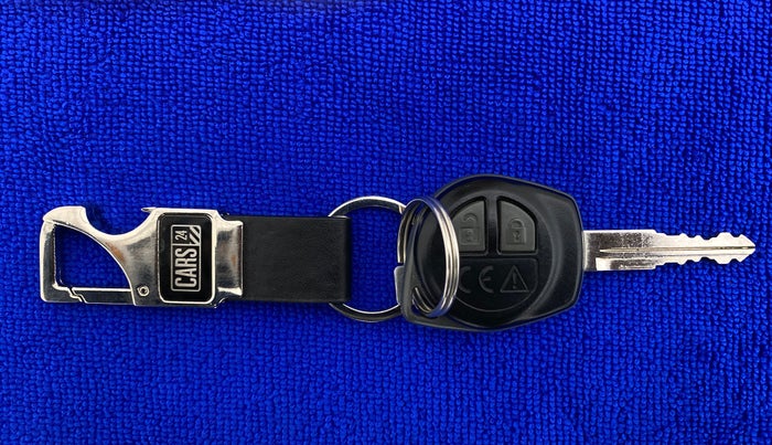2021 Maruti S PRESSO VXI CNG, CNG, Manual, 7,596 km, Key Close Up