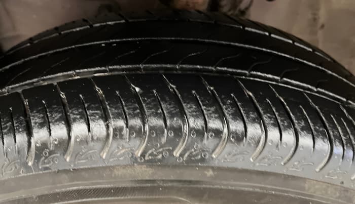 2019 Honda Amaze 1.2L I-VTEC S, Petrol, Manual, 86,804 km, Left Front Tyre Tread
