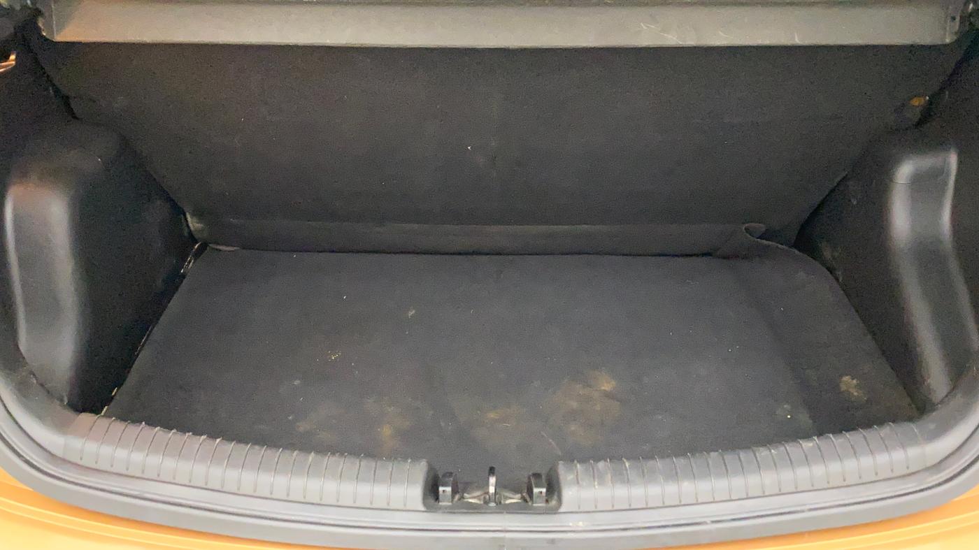 2013 Hyundai Grand i10 ASTA (O) 1.2 KAPPA VTVT, Petrol, Manual, 61,290 km, Boot Inside