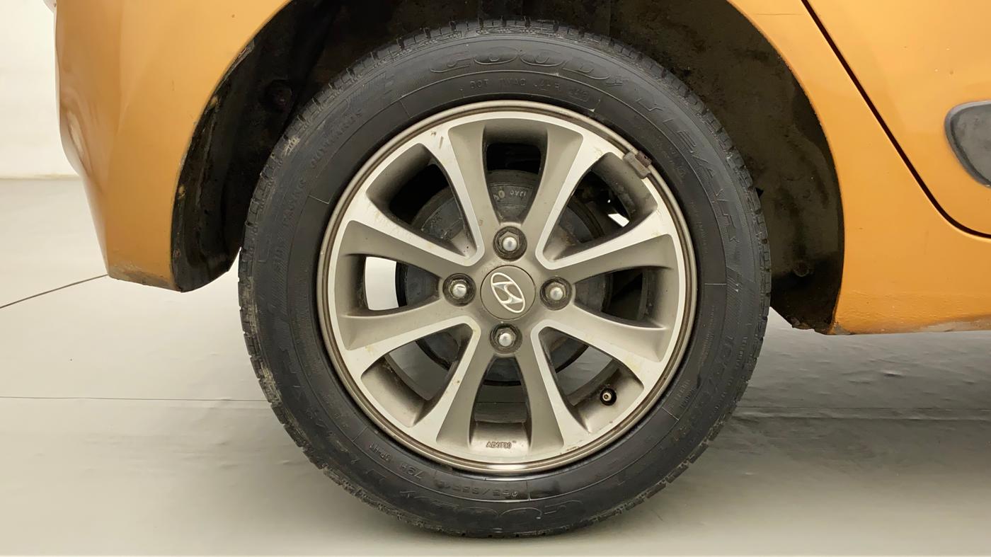 2013 Hyundai Grand i10 ASTA (O) 1.2 KAPPA VTVT, Petrol, Manual, 61,290 km, Right Rear Wheel