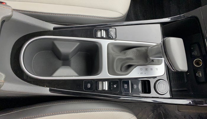 2024 Hyundai Creta SX (O) 1.5 DIESEL AT, Diesel, Automatic, 24,800 km, Gear Lever