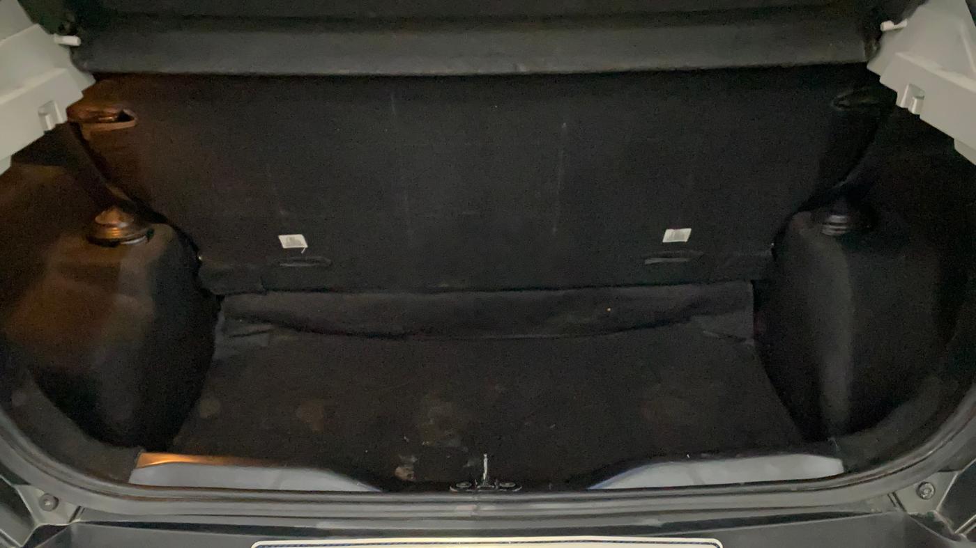 2022 Tata PUNCH ADVENTURE MT, Petrol, Manual, 27,473 km, Boot Inside