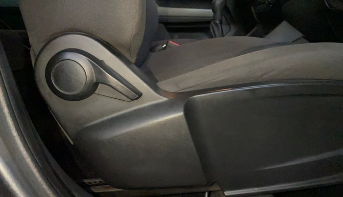 2022 Tata PUNCH ADVENTURE MT, Petrol, Manual, 27,449 km, Driver Side Adjustment Panel