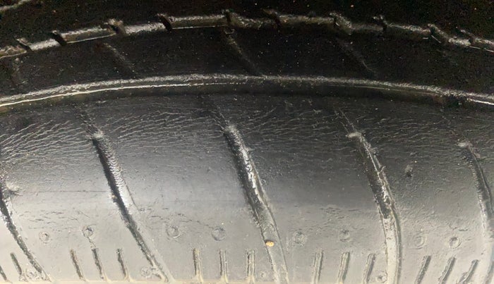 2020 Maruti Celerio ZXI, Petrol, Manual, 63,156 km, Left Front Tyre Tread