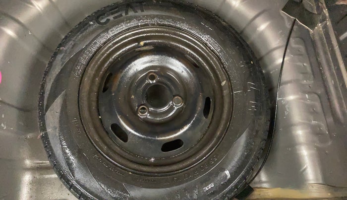 2018 Renault Kwid RXT 1.0 (O), Petrol, Manual, 34,517 km, Spare Tyre