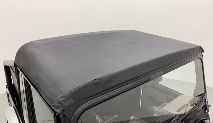 2015 Mahindra Thar CRDE 4X4 BS IV, Diesel, Manual, 31,668 km, Roof/Sunroof View