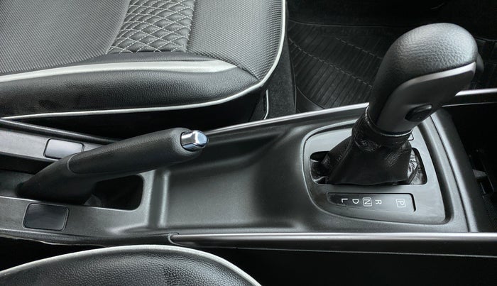 2019 Toyota Glanza G CVT, Petrol, Automatic, 13,846 km, Gear Lever