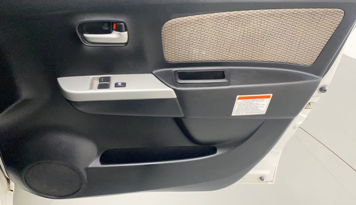 2014 Maruti Wagon R 1.0 LXI CNG, CNG, Manual, 99,204 km, Driver Side Door Panels Control