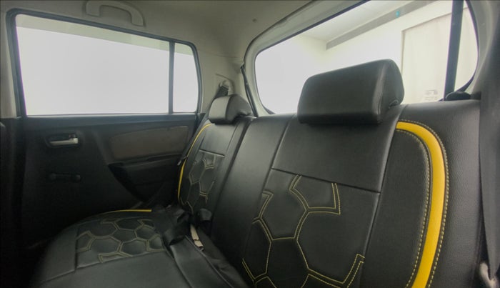 2014 Maruti Wagon R 1.0 LXI CNG, CNG, Manual, 99,204 km, Right Side Rear Door Cabin