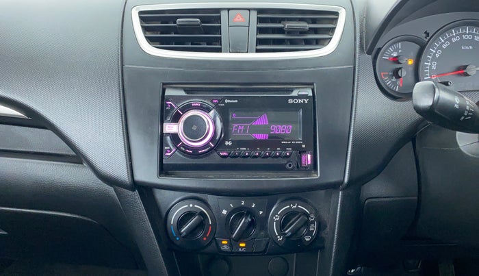 2017 Maruti Swift LXI OPT, Petrol, Manual, 48,161 km, Air Conditioner