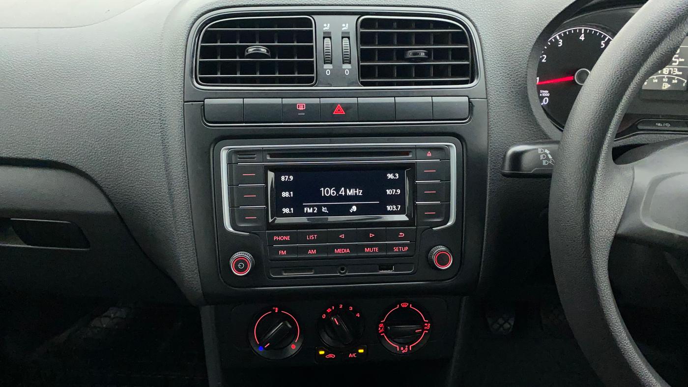 2020 Volkswagen Polo COMFORTLINE PLUS 1.0L MPI, Petrol, Manual, 42,030 km, Air Conditioner
