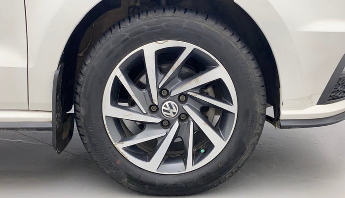 2020 Volkswagen Polo COMFORTLINE PLUS 1.0L MPI, Petrol, Manual, 42,030 km, Right Front Wheel
